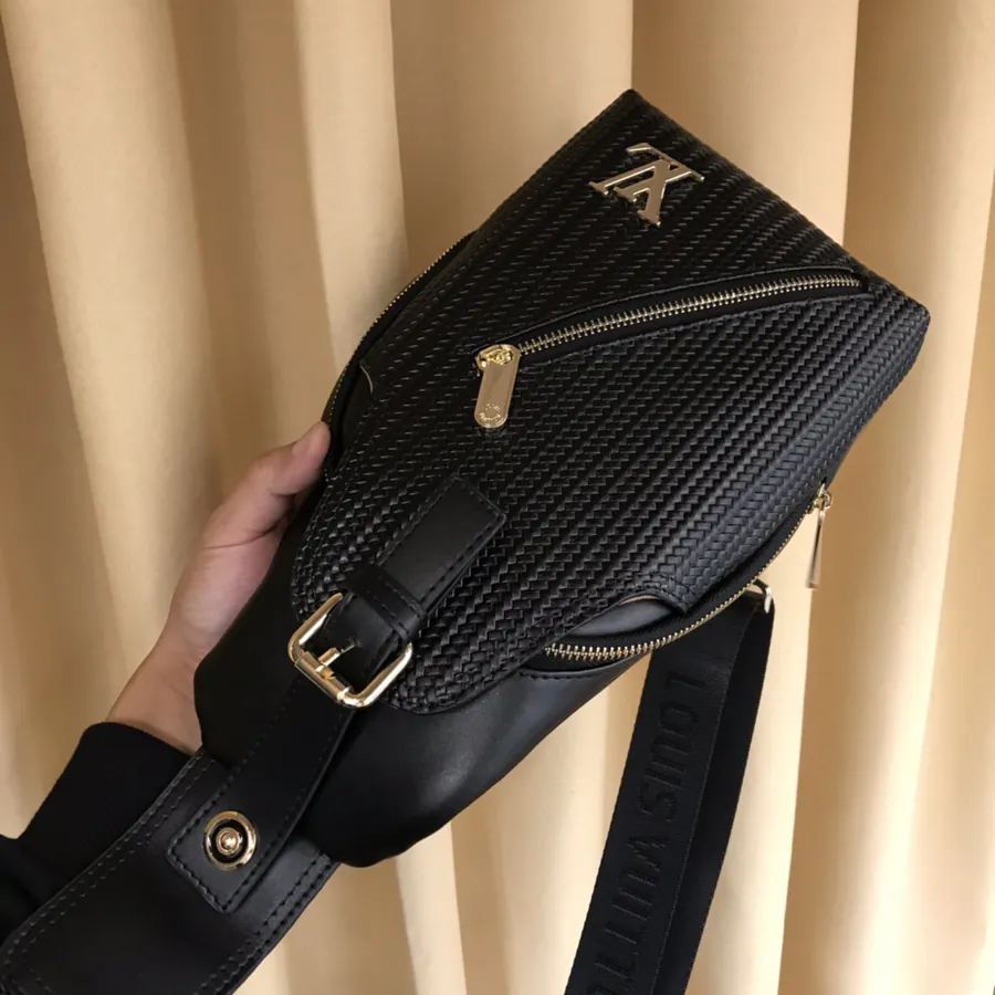 V Style Chest Bag in Black