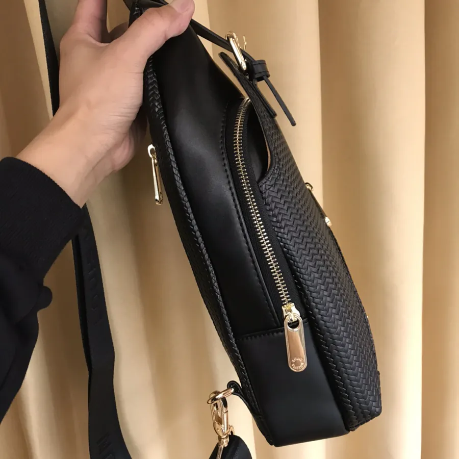 V Style Chest Bag in Black