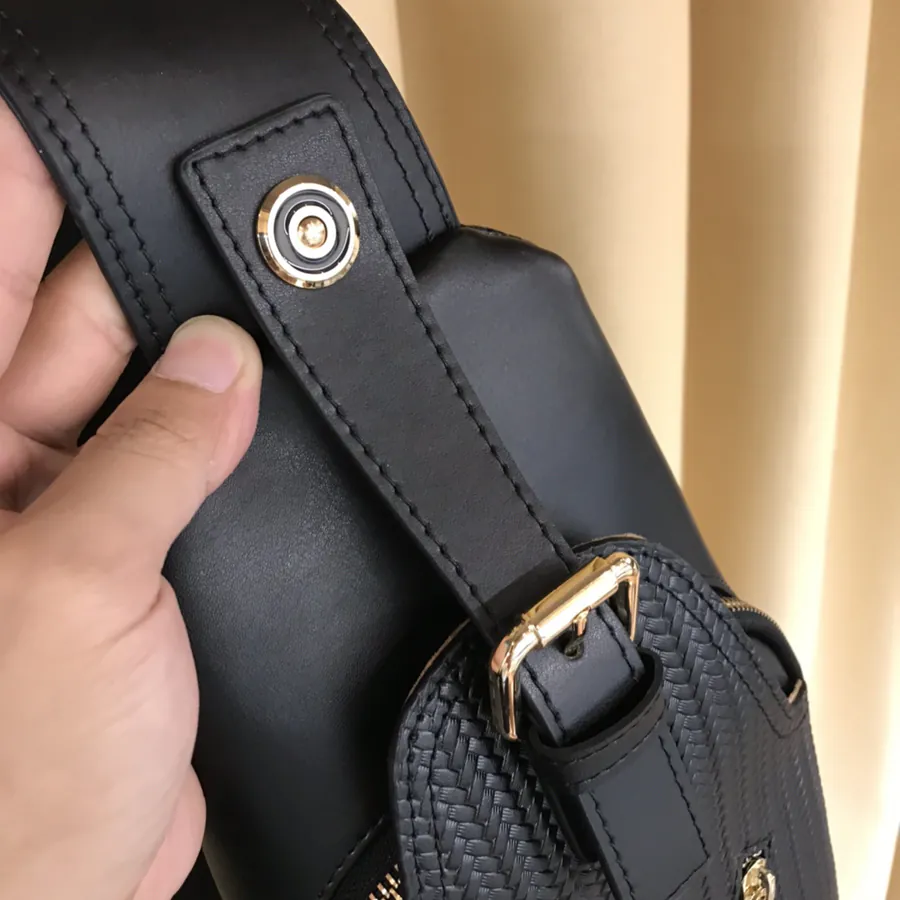 V Style Chest Bag in Black