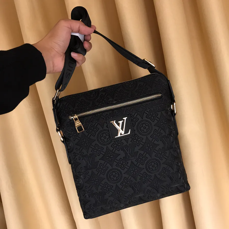 P240 Luxury Men's Bag Platinum Calfskin