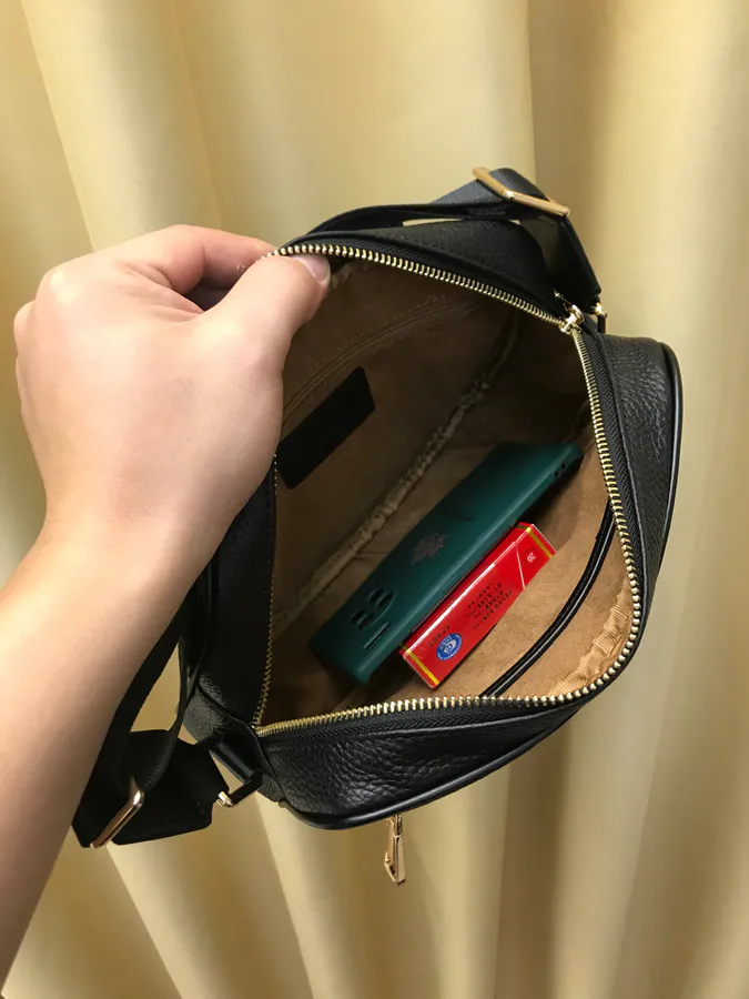 2021 New Fanja Crossbody Bag Classic Design with Zipper Detail