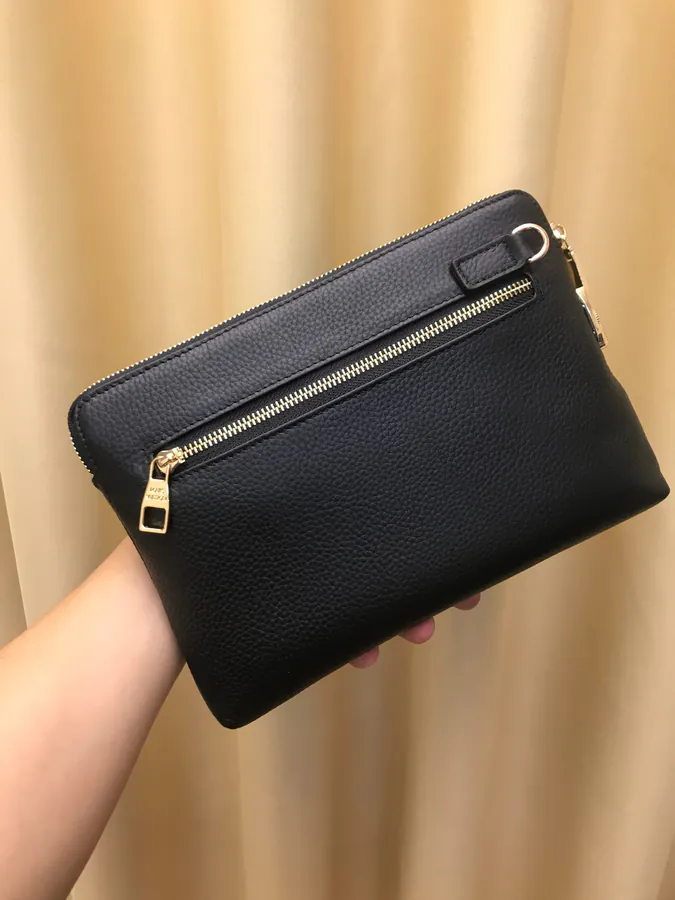 2021 V Brand New Handbag, Italian Full Grain Calfskin, 27.19.5 Size, Black