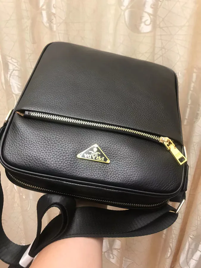 P270 2022 New P Brand Crossbody Bag with Zippered Panels