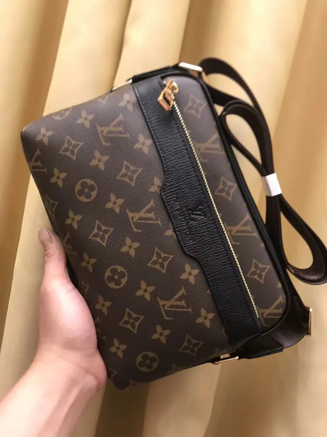 V Brand New Arrival Bucket Bag with Classic Monogram Print