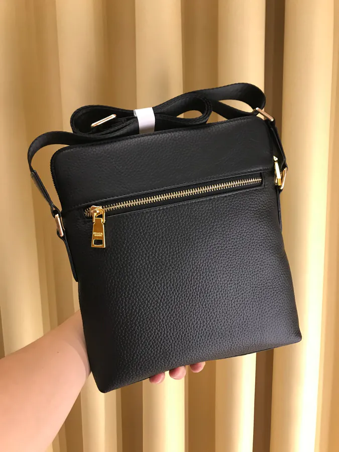 P240 2021 P Brand Bucket Bag