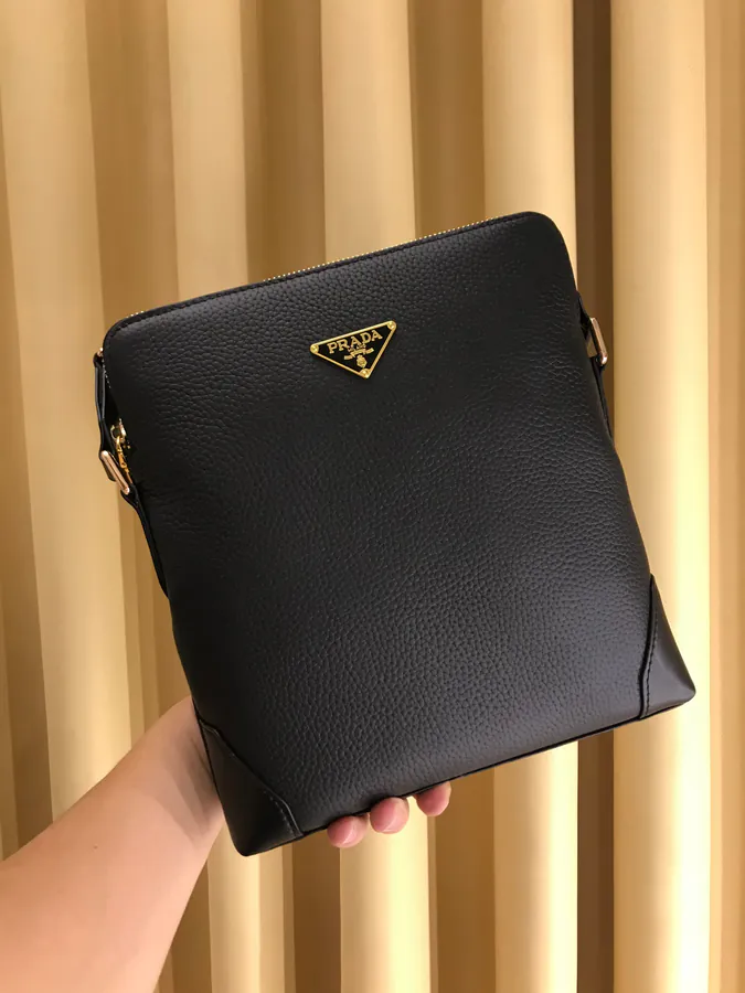 P240 2021 P Brand Bucket Bag