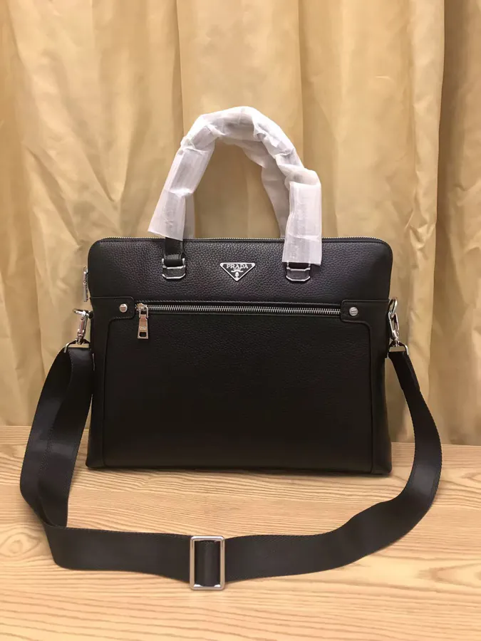 New Mens Briefcase in Italian Leather with Brand Logo