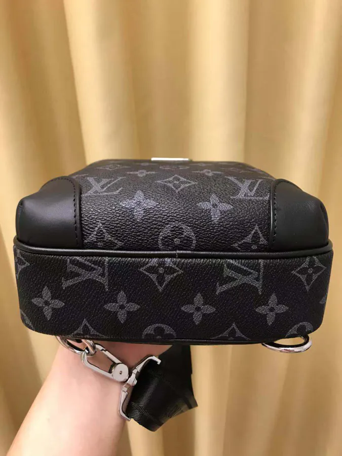 P210 V Chest Bag Italy New Style