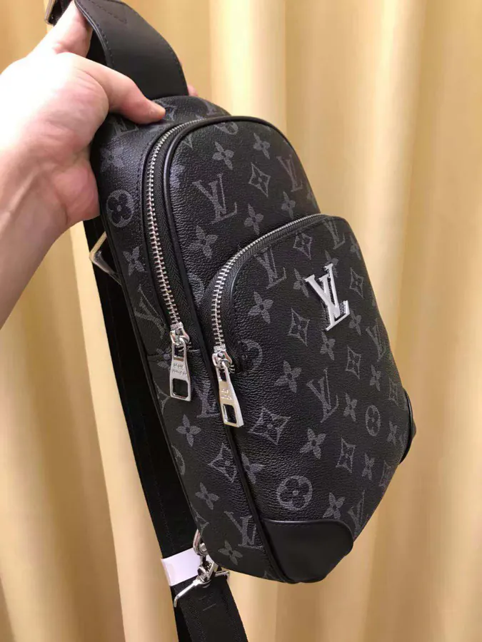 P210 V Chest Bag Italy New Style
