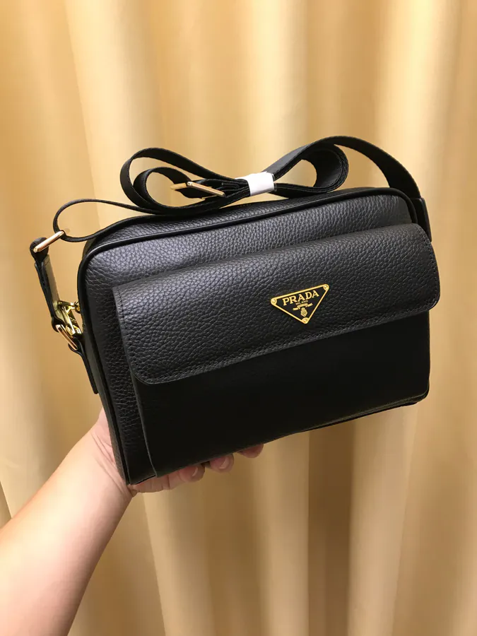 P240 2021 New P Brand Crossbody Bag with Flip Cover