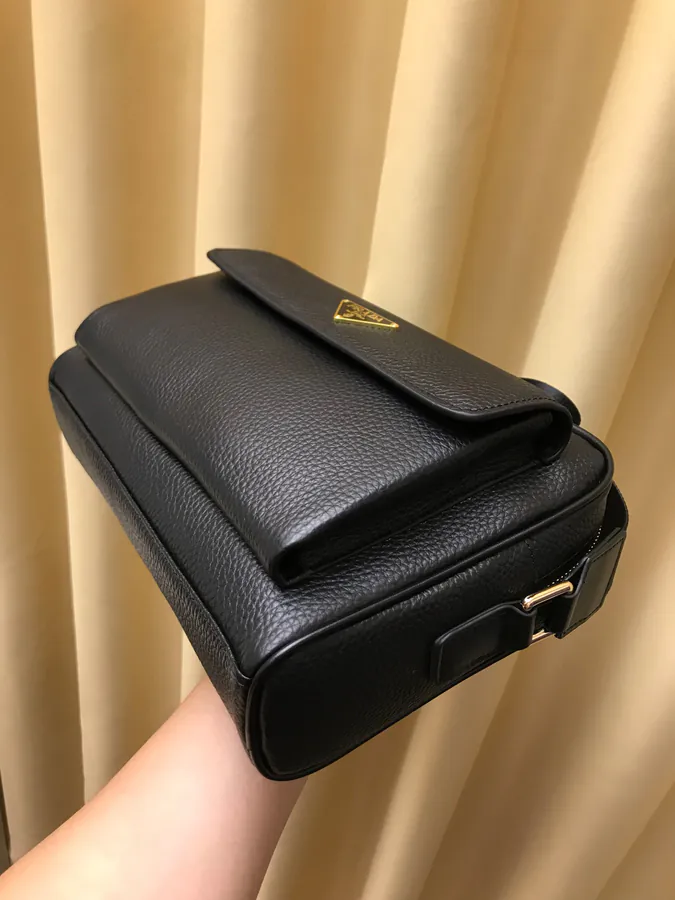 P240 2021 New P Brand Crossbody Bag with Flip Cover