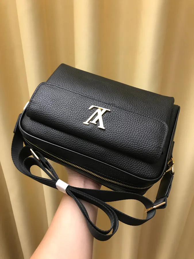 V 240 2021 New Crossbody Bag with Flip Closure