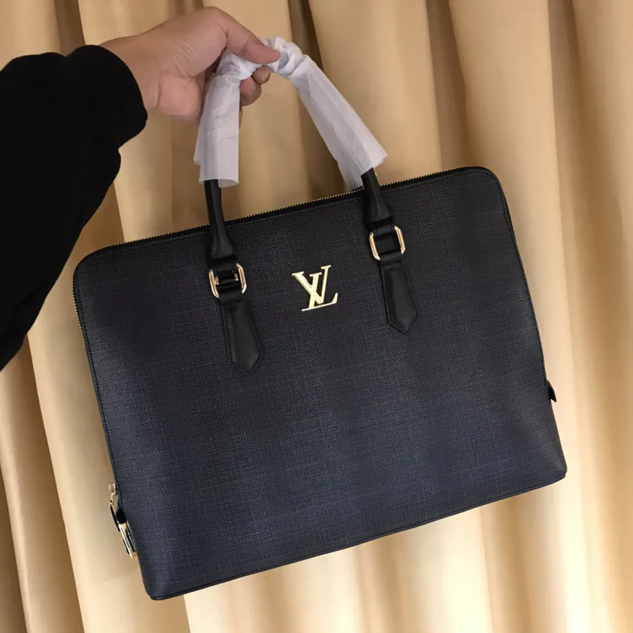 V Home Synchronized New Design Men's Bag