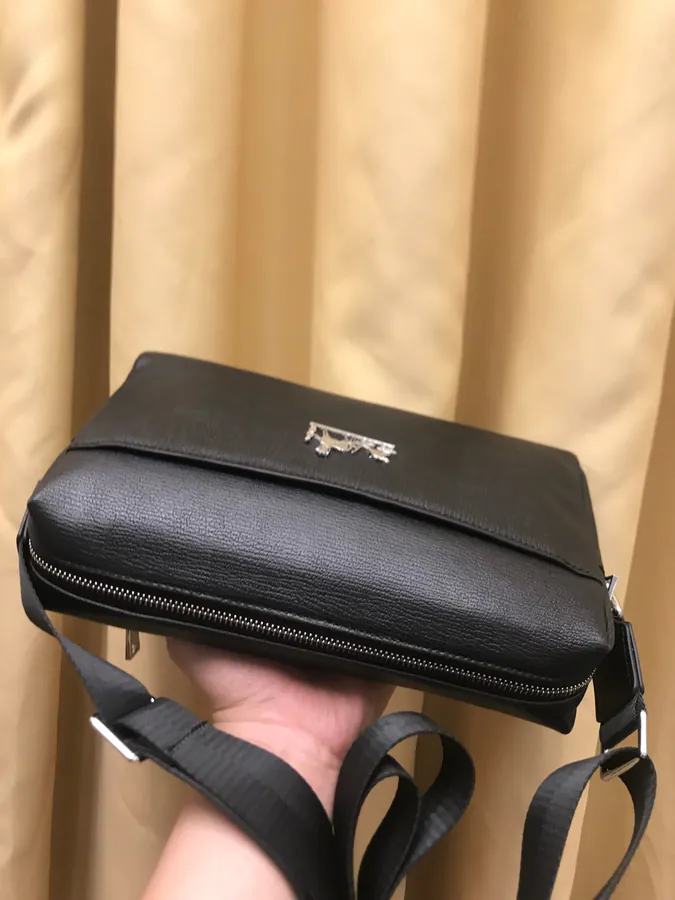 H Family 2023 Spring Platinum Grade Leather Crossbody Bag