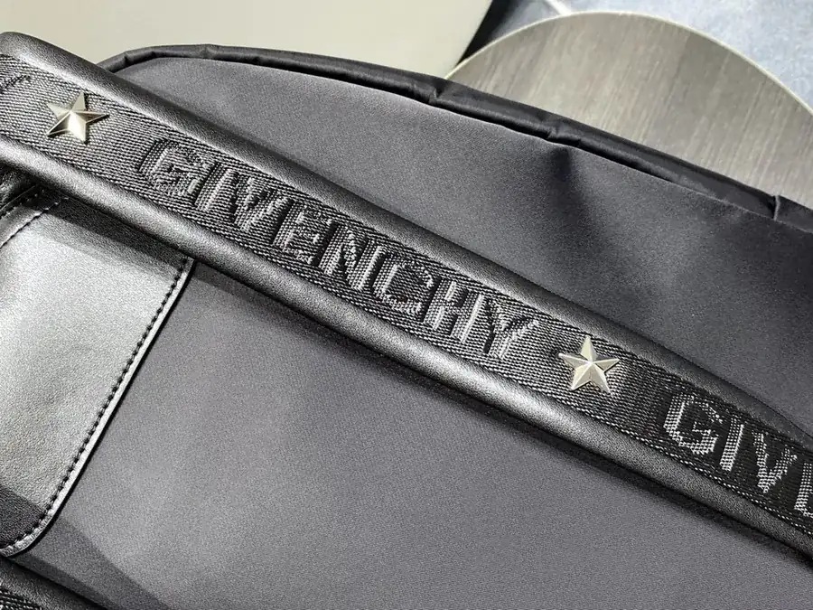 Givenchy 3D Print Dual Shoulder Bag