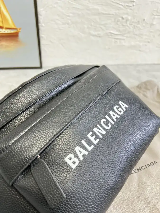 Balenciaga City Series Paris Explorer Crossbody Bag Black