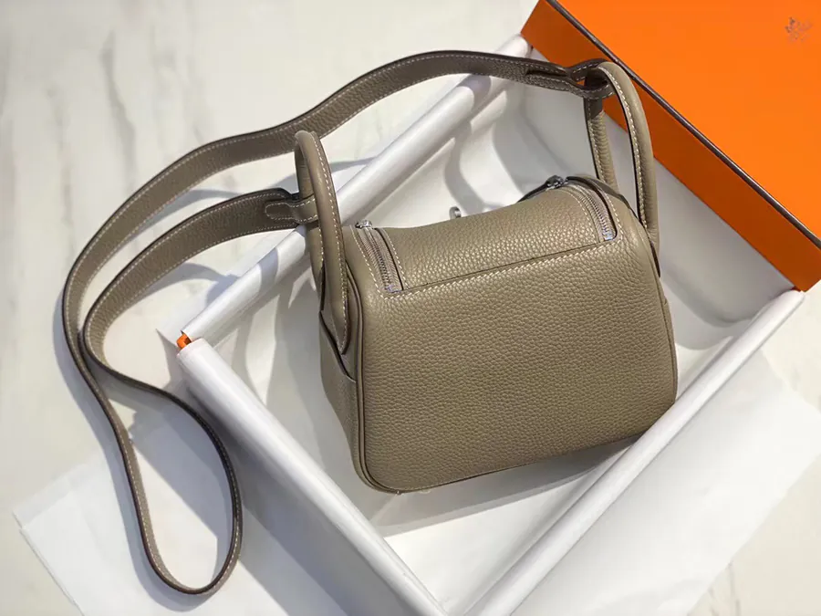 Mini Lindy Togo Bag in Top Grain Calfskin with Silver Buckle