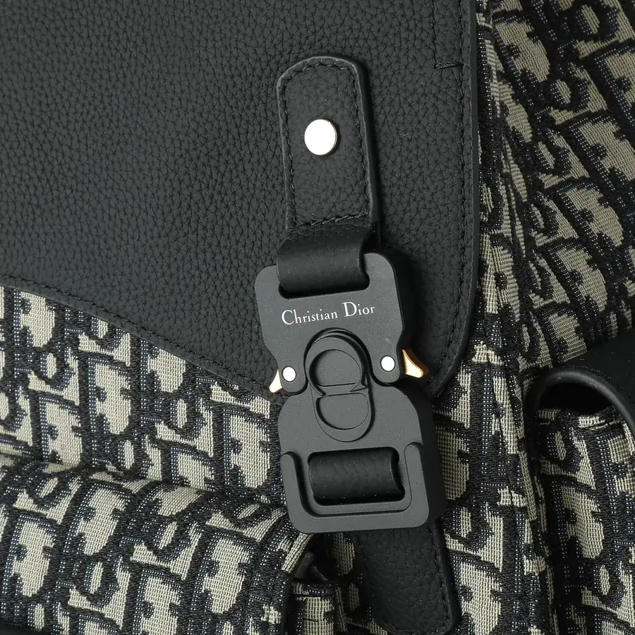 Large Gallop Shoulder Bag with Saddle Style