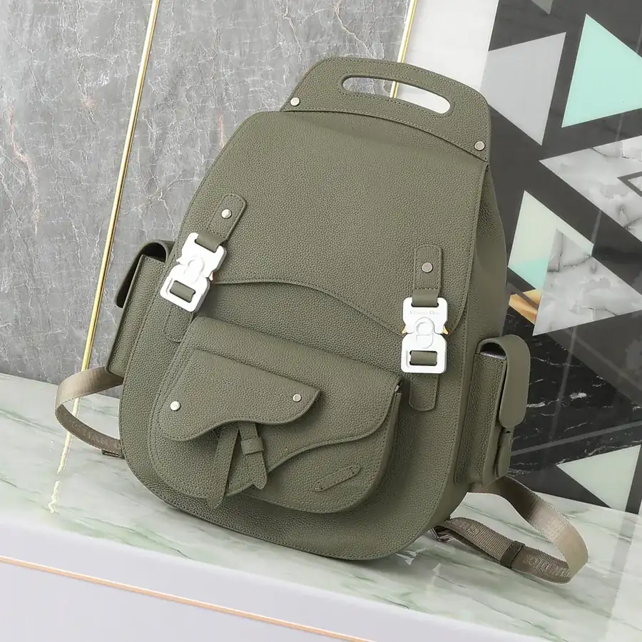 Gallop Large Shoulder Bag with Classic Saddle Design