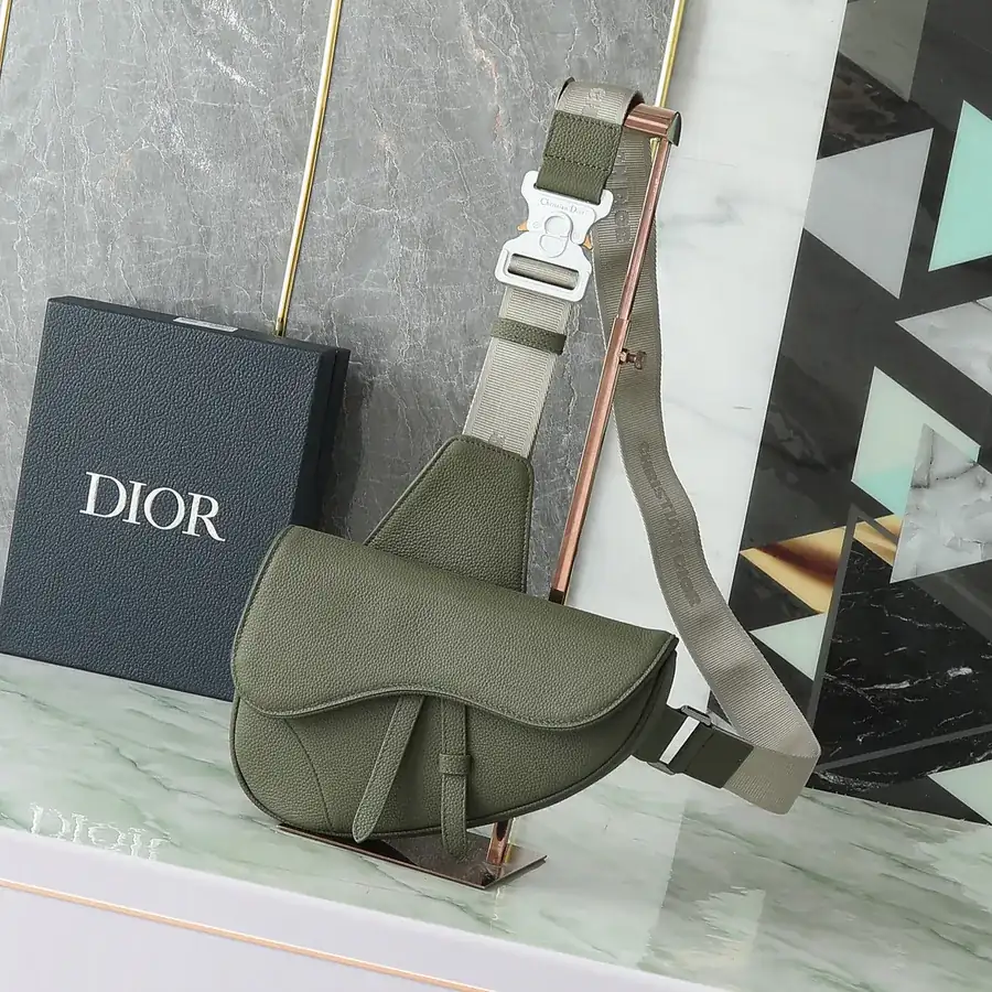 Cistian Satchel Classic Design with Grained Calfskin