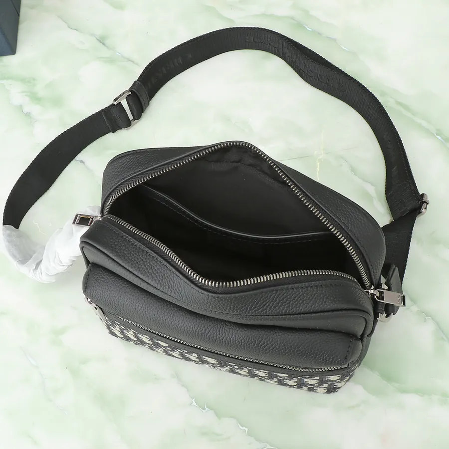 Rider 2.0 Zip Messenger Bag Daily Commute