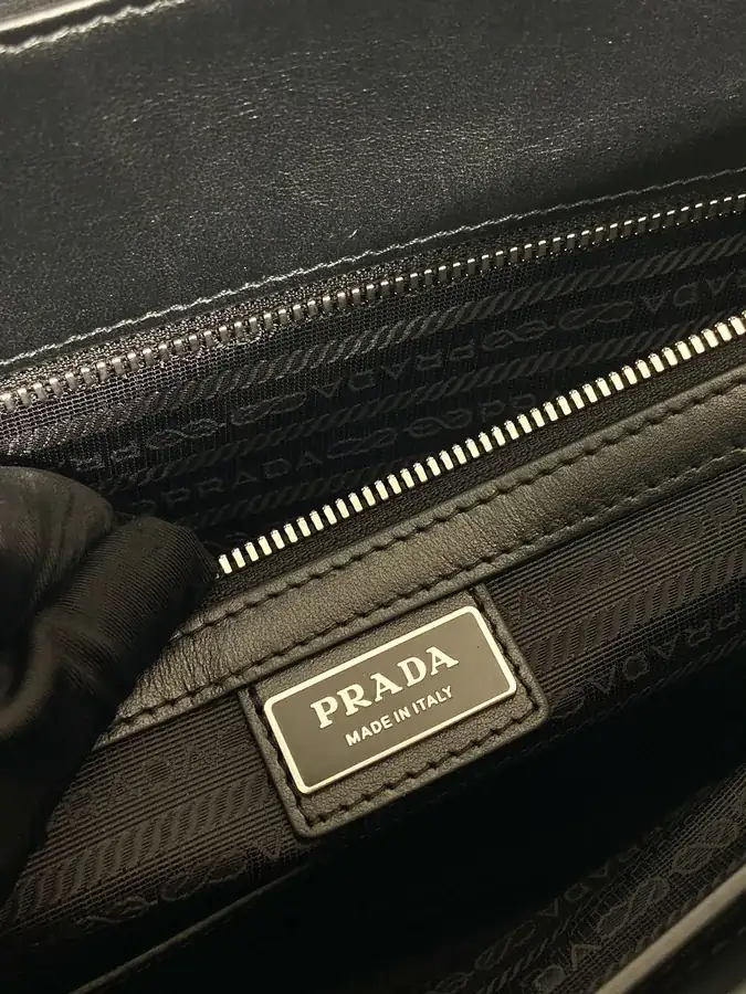 P Brand New Arrival 0891 1 Bucket Bag