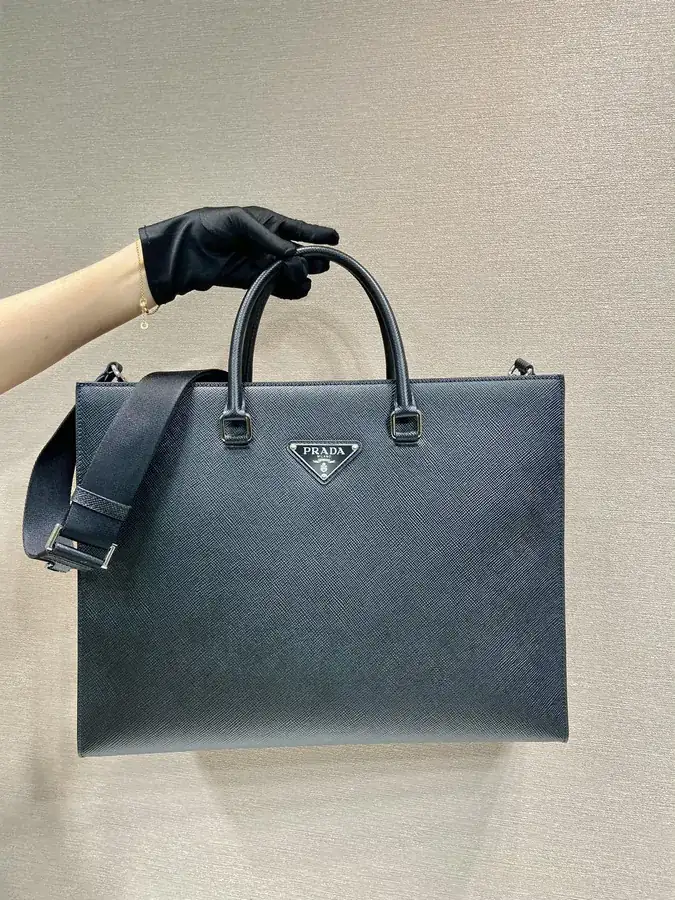 Elegant Briefcase with Detachable Nylon Strap