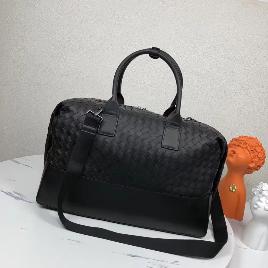 820 BV New Travel Bag Italian Grained Calfskin Men's Bag
