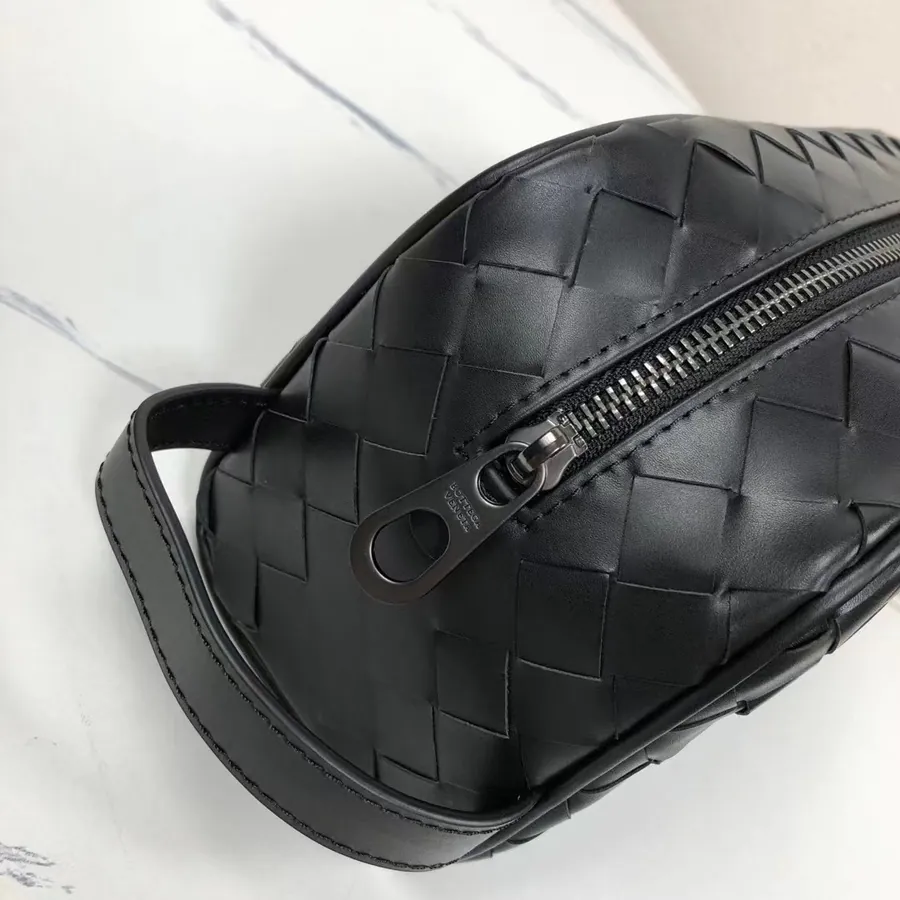 300BV Pillow Handbag Simple and Stylish