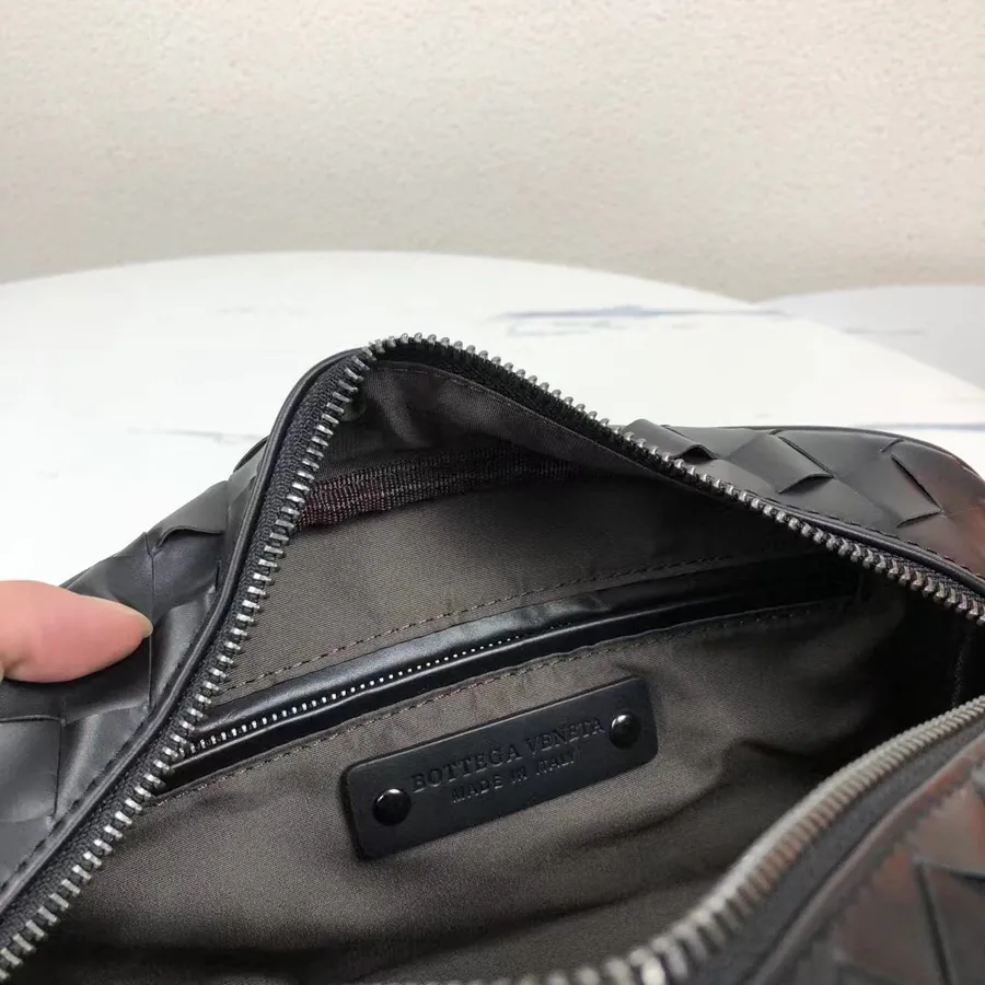 300BV Pillow Handbag Simple and Stylish