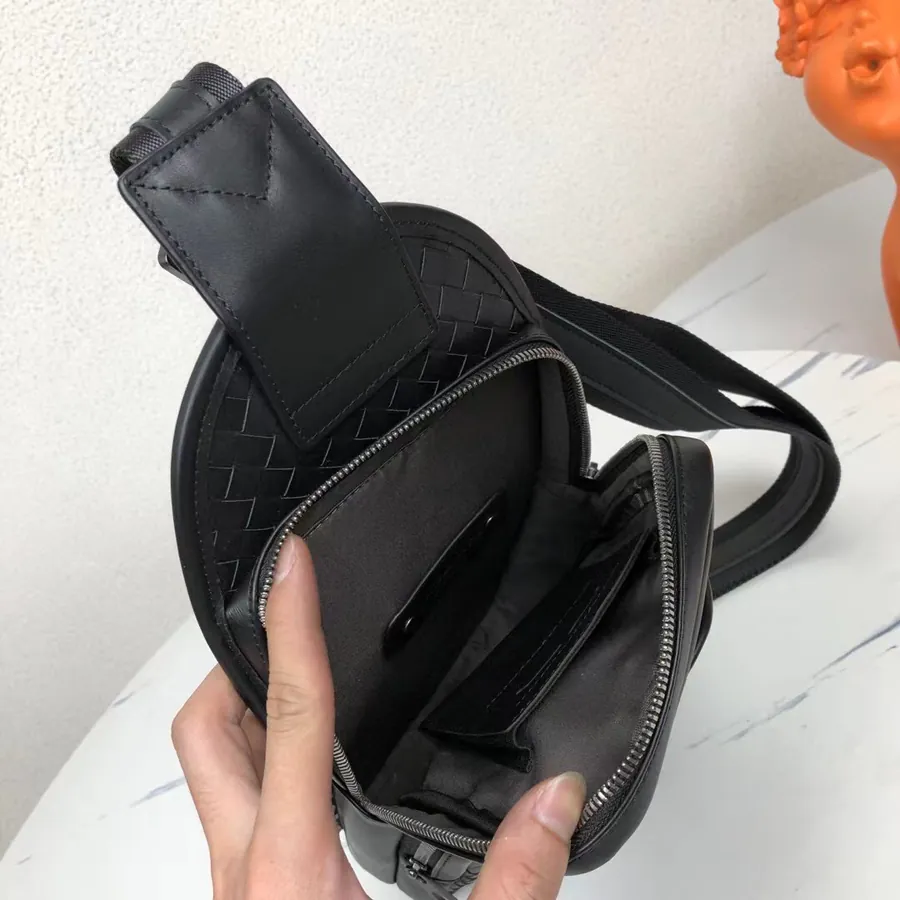 400BV Men's Chest Bag Premium Quality, Official Website Synchronized