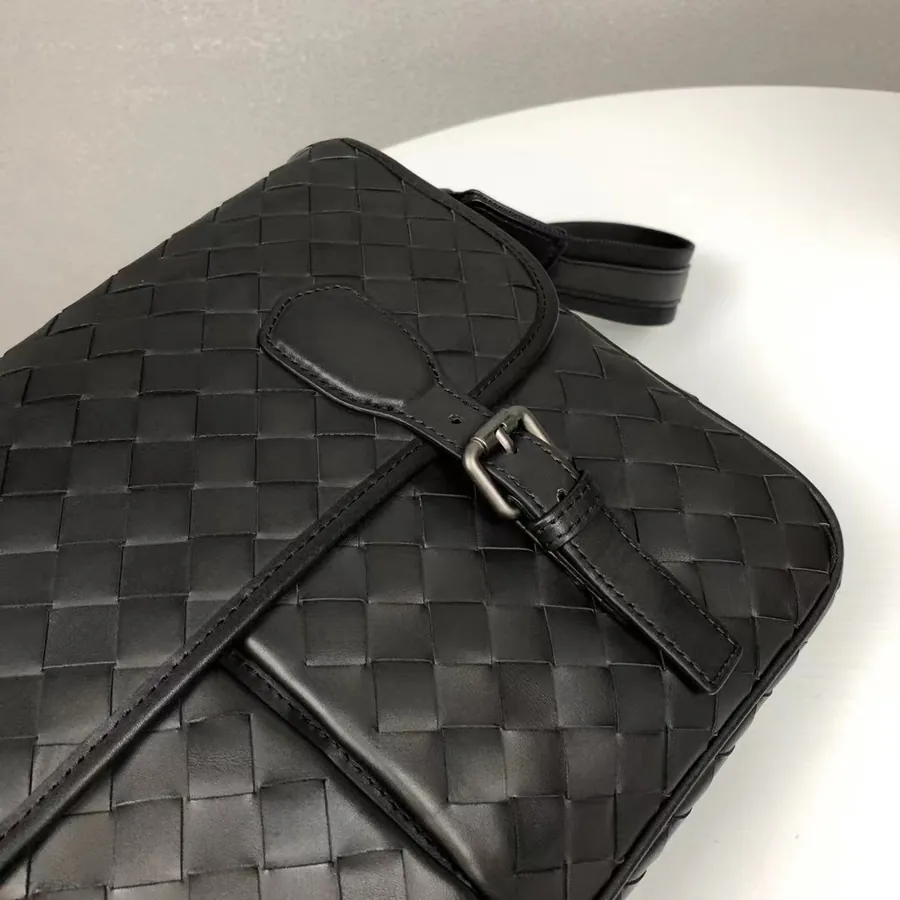 620BV Woven Postman Bag Black