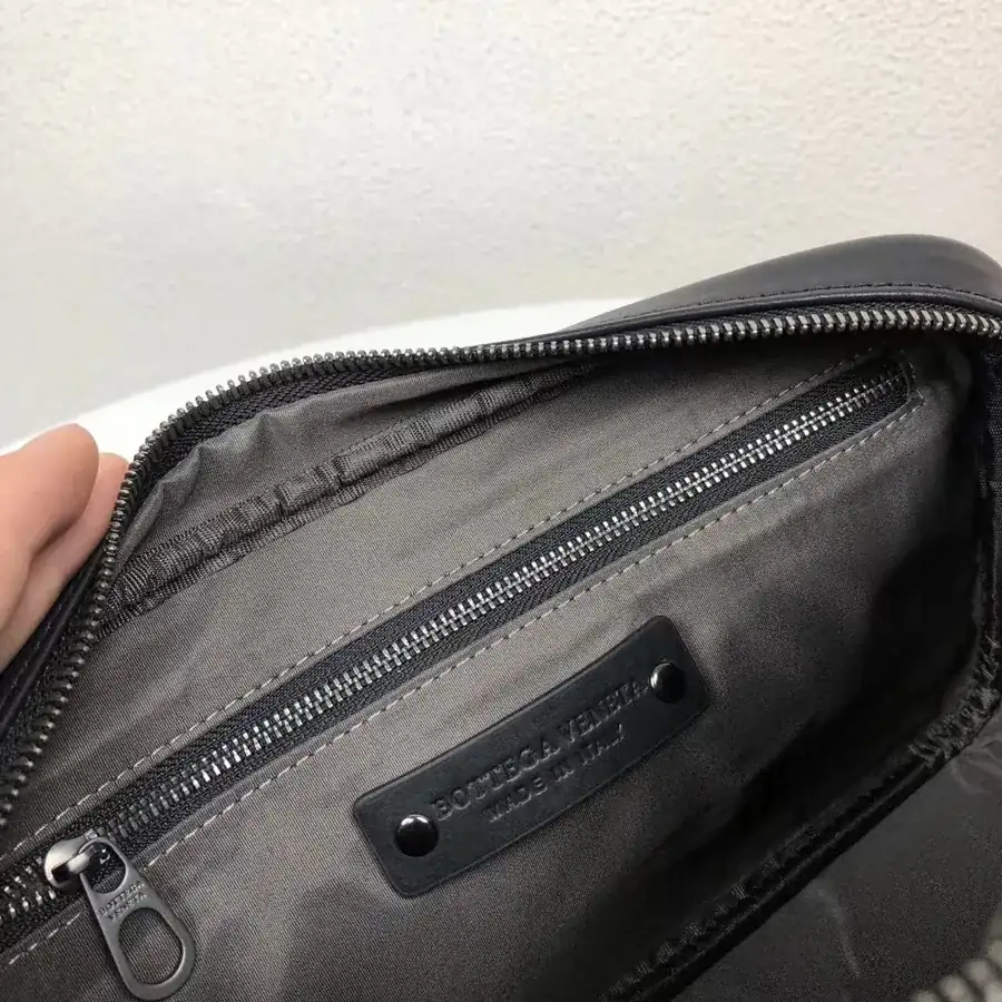 Premium 400BV Handcrafted Leather Bag with Unique Design