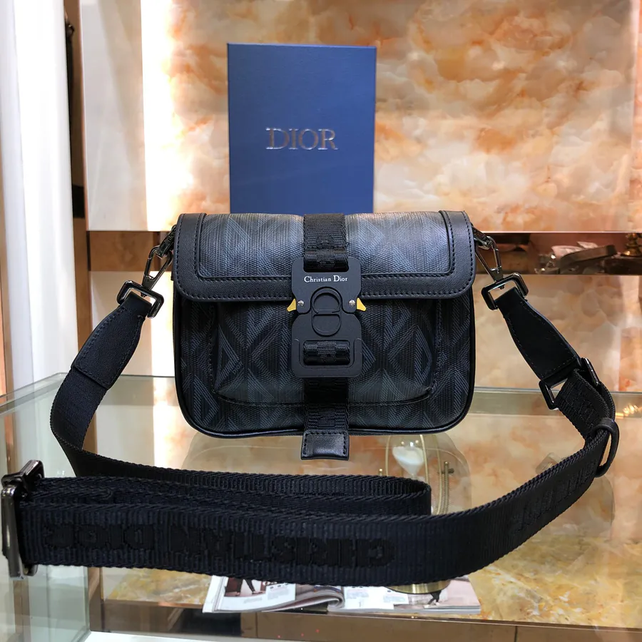Safari Messenger Bag Compact and Practical for Daily Use