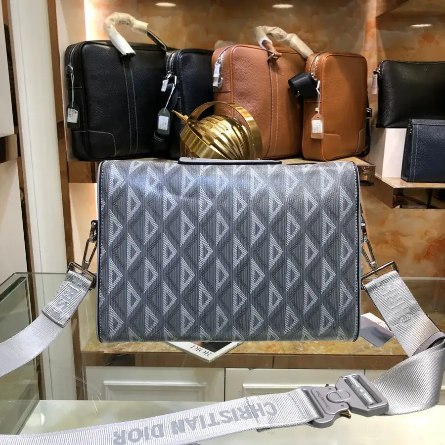 Lingot Mens Messenger Bag Shoulder Bag, Unique Design, Practical Style