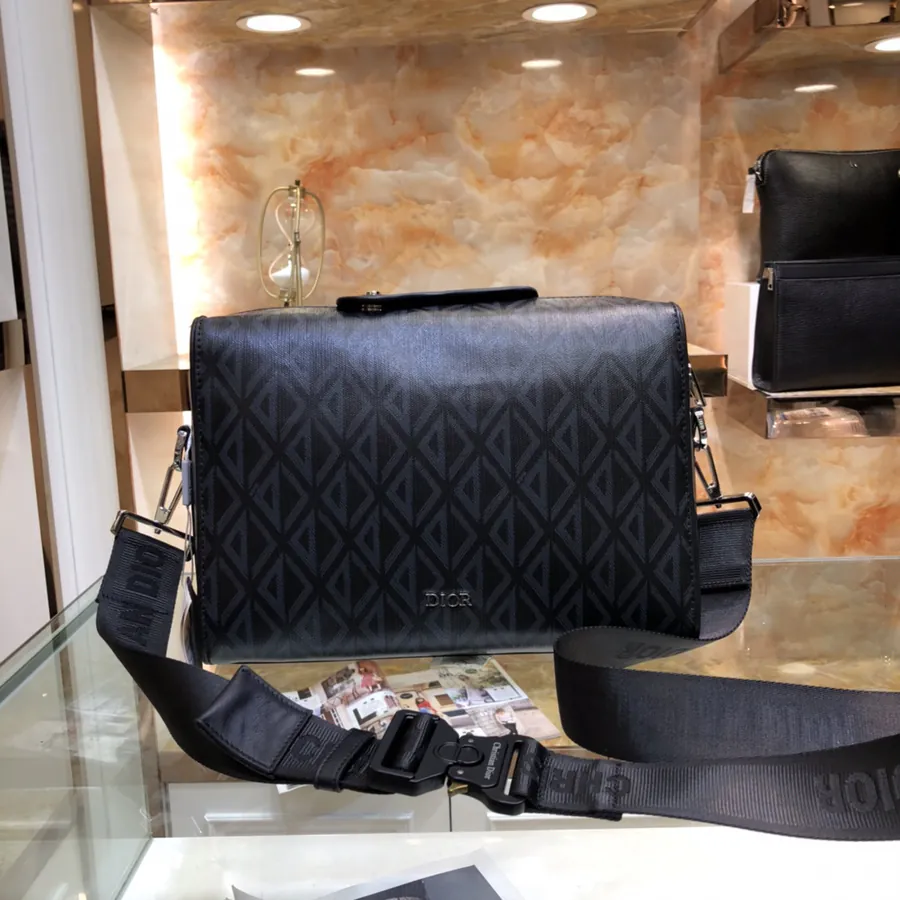Lingot Mens Messenger Bag Shoulder Bag, Unique Design, Durable Material