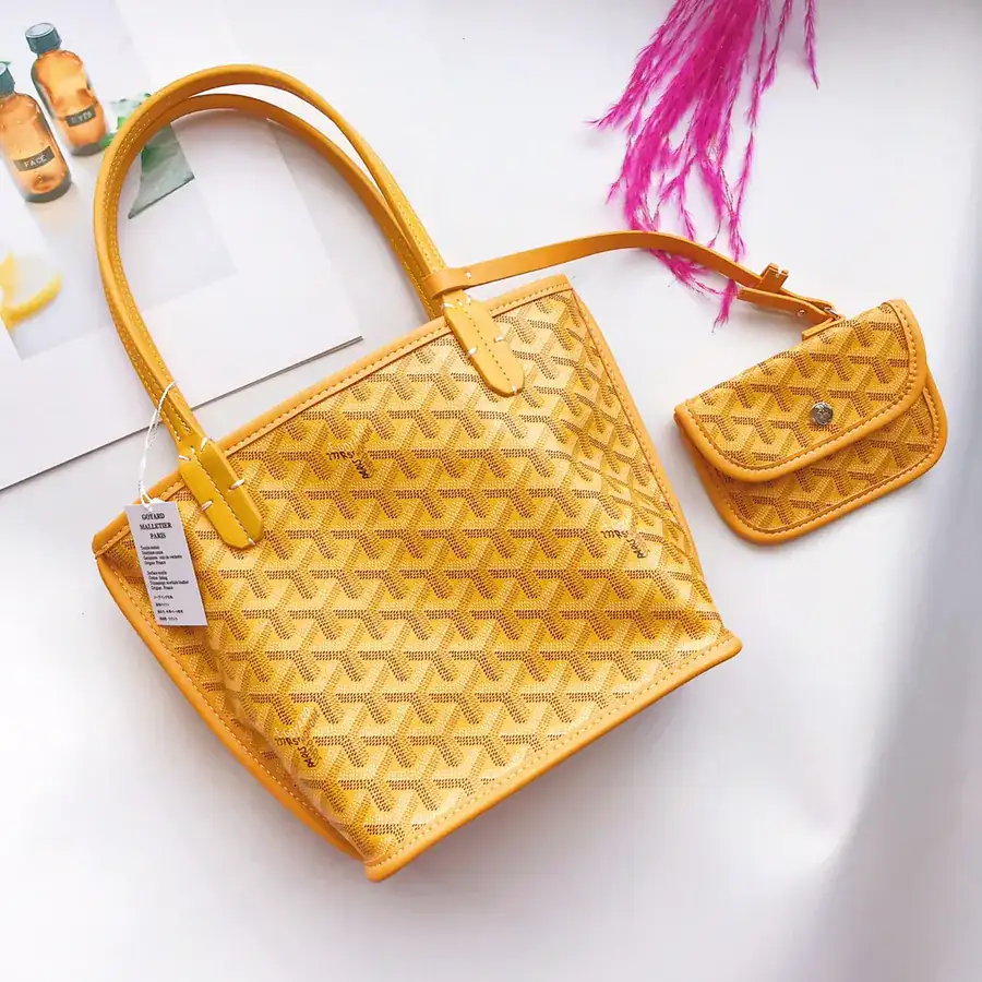 Goyar Mini Shopping Bag Dog Tooth Design, Trendy & Versatile