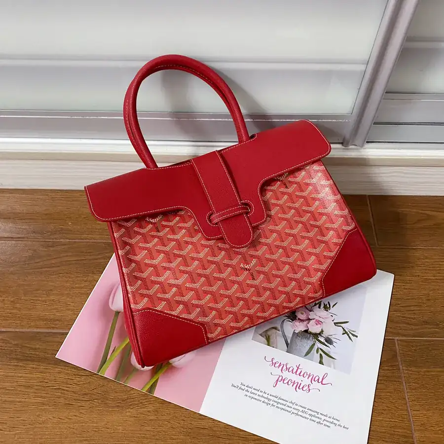 Goyar Saïgon Tote Elegant and Versatile
