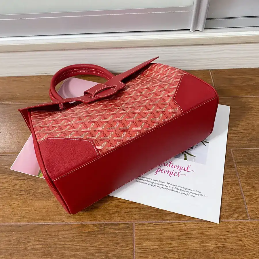 Goyar Saïgon Tote Elegant and Versatile