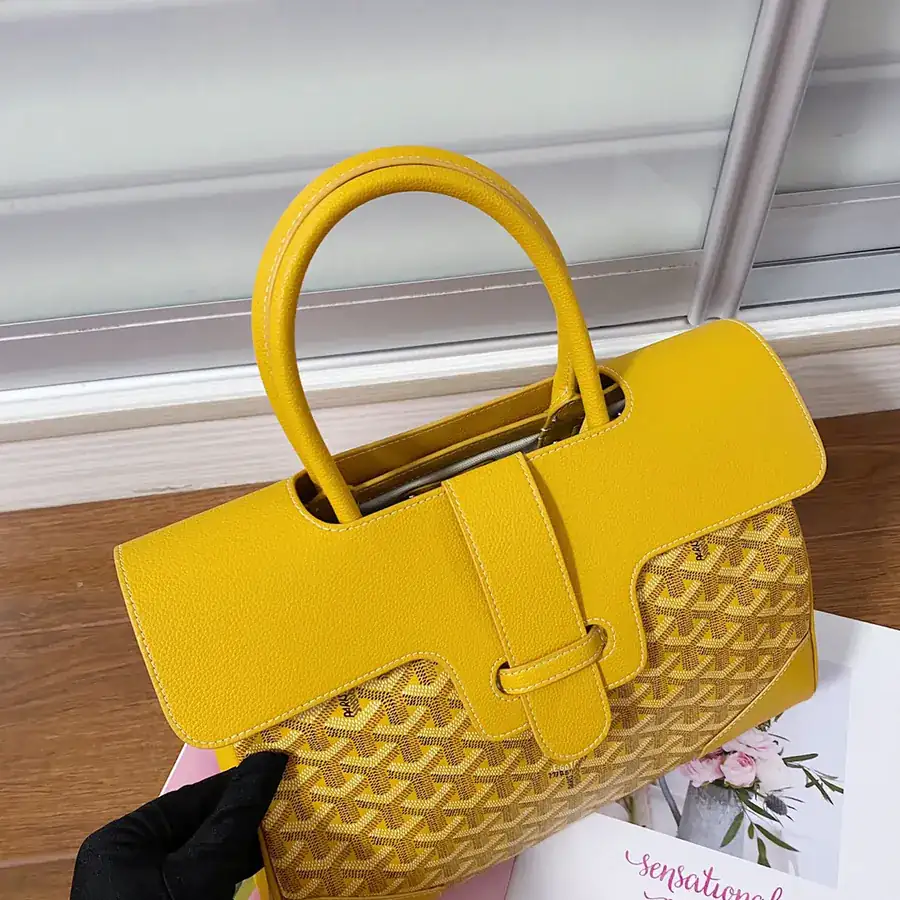 Goyar Saïgon Tote Elegant and Versatile