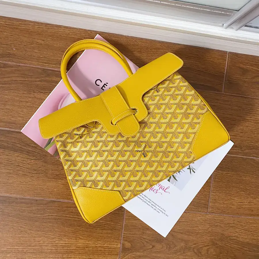 Goyar Saïgon Tote Elegant and Versatile