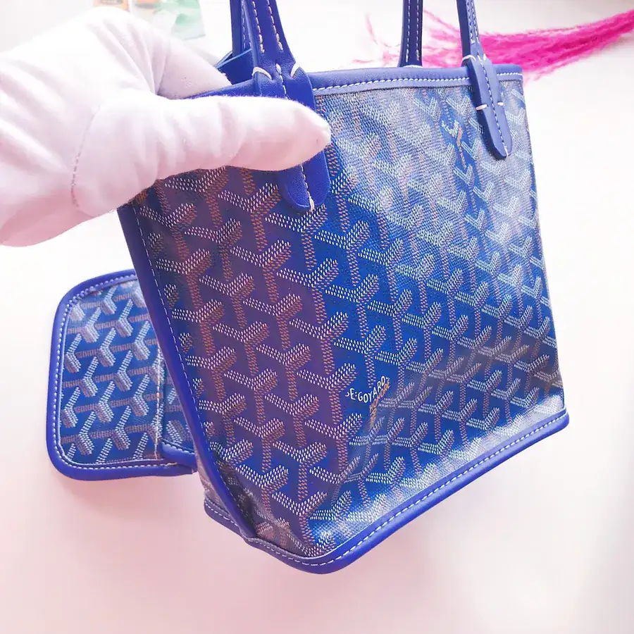 Goyar Mini Shopping Bag Dog Tooth Design, Trendy & Versatile