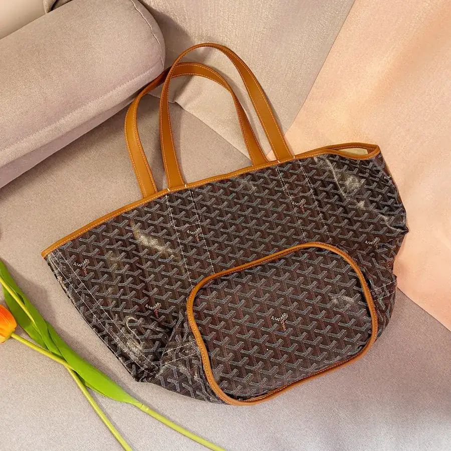 Goyar Shopping Bag Elegant Design