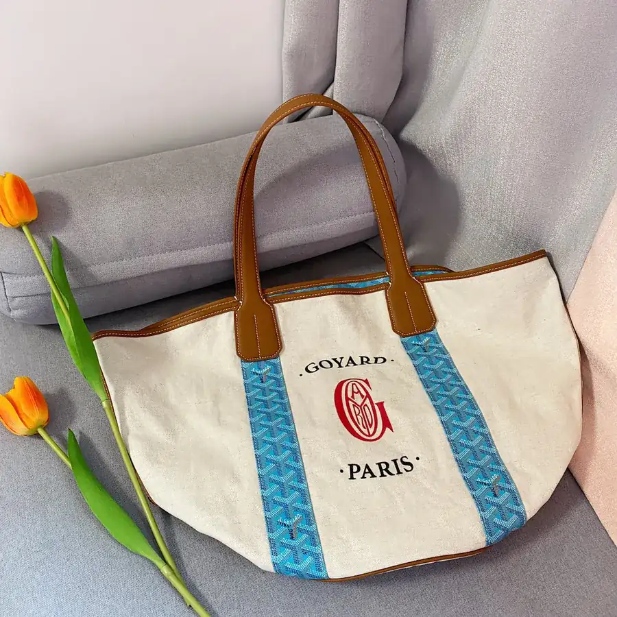 Goyar Double Sided Shopping Bag, Elegant and Versatile