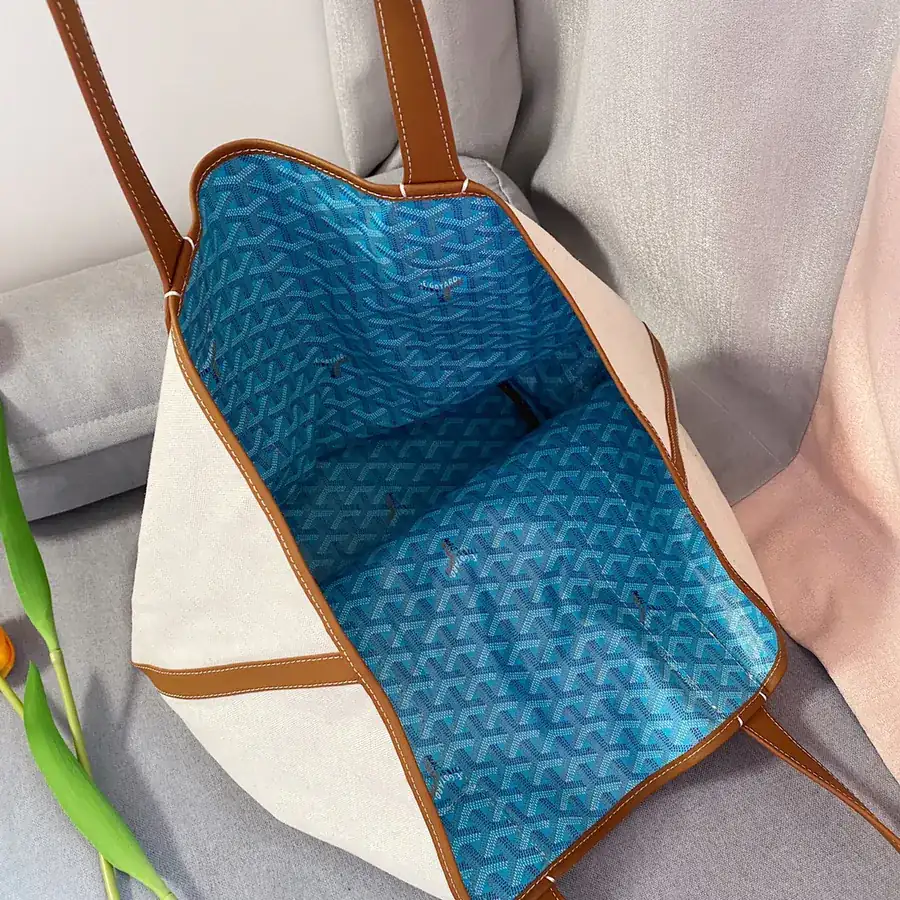 Goyar Double Sided Shopping Bag, Elegant and Versatile