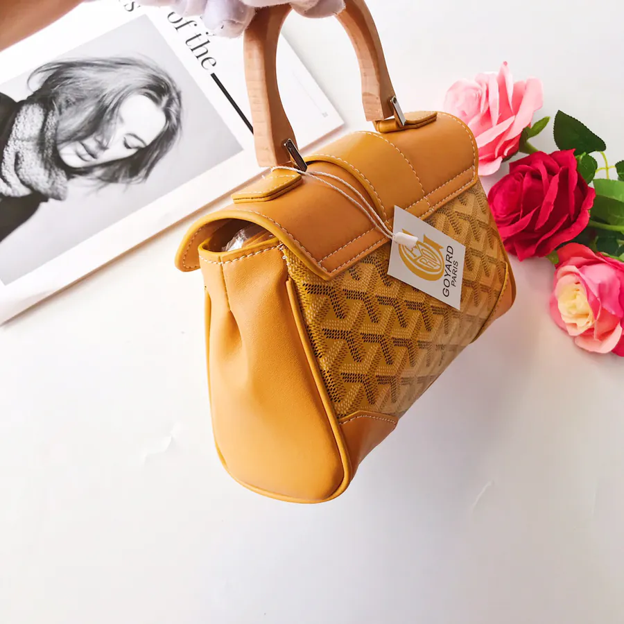 Goyard Mini Saigon Bag Elegant and Timeless Design