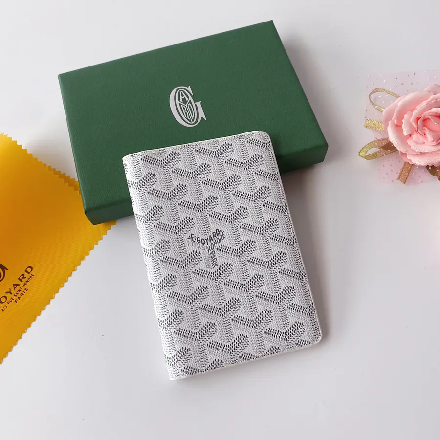 Goyar Passport Wallet with Vintage Y Pattern Print