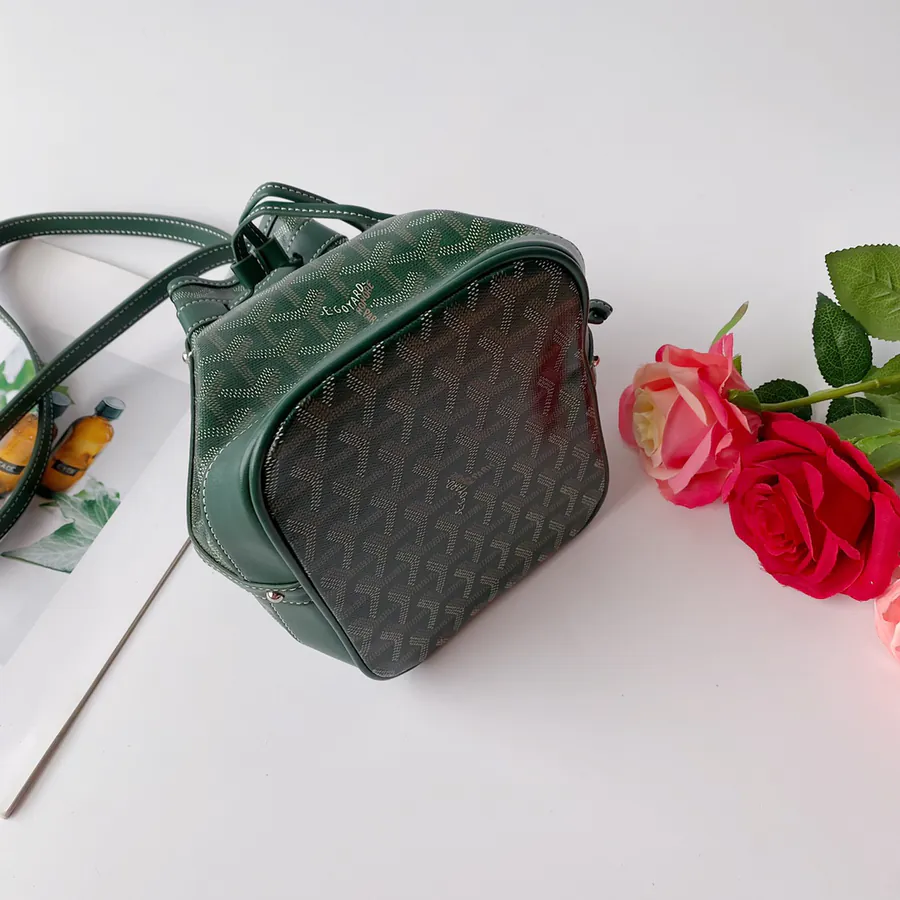 G0YARD (Go Yard) Petitflot Crossbody Bag Lightweight and Versatile