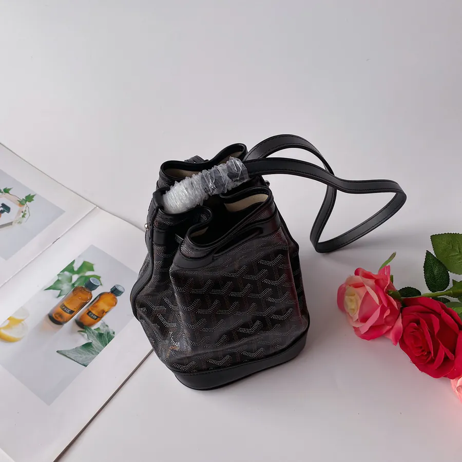 G0YARD (Go Yard) Petitflot Tote Lightweight and Versatile