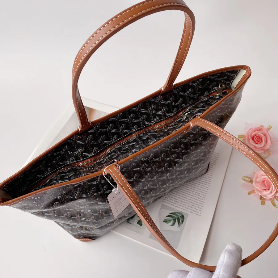 Artois Mini Zip Bucket Bag